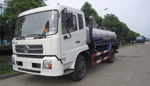 專業吸糞車與吸污車導購指南 東風8方吸糞車、東風天錦吸糞車及程力專汽廠家解析